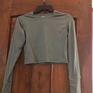 Paragon fitness Long sleeve crop top M